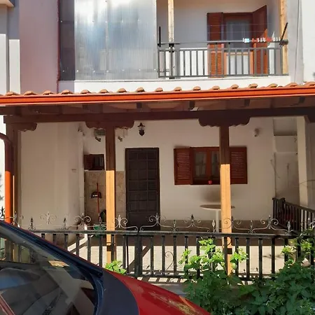 Nyaraló Adorable 2 Floors Two Bedroom Vacation Maisonette