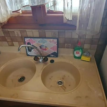 Adorable 2 Floors Two Bedroom Vacation Maisonette Casa vacanze Nea Poteidaia