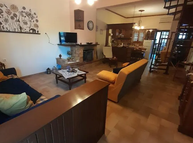 Adorable 2 Floors Two Bedroom Vacation Maisonette * Potidée