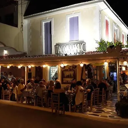 Adorable 2 Floors Two Bedroom Vacation Maisonette Дом отдыха