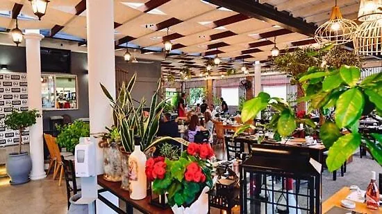 Adorable 2 Floors Two Bedroom Vacation Maisonette * 네아 포티데아